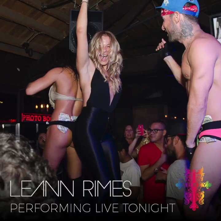 LA, who’s down for dancing on the bar tonight? Join me at @TheAbbeyWeHo from 11pm! https://t.co/tfAMmJ2MA6