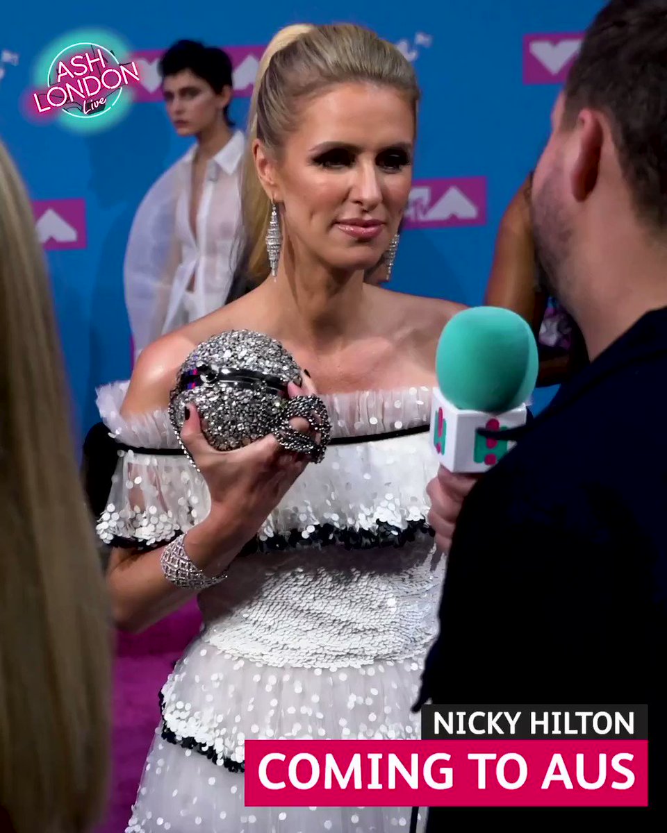 RT @AshLondonLIVE: Look who we saw on the @MTV #VMAs carpet!!
We can't wait for you to visit @NickyHilton! ???????????? https://t.co/jFX5U2HgNb