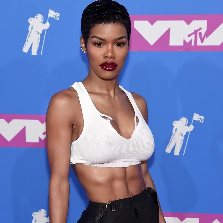 RT @vmas: ????THIS IS A @TEYANATAYLOR ABS APPRECIATION POST. ????

brb headed to the gym. ???????? https://t.co/2mkBNchKF5