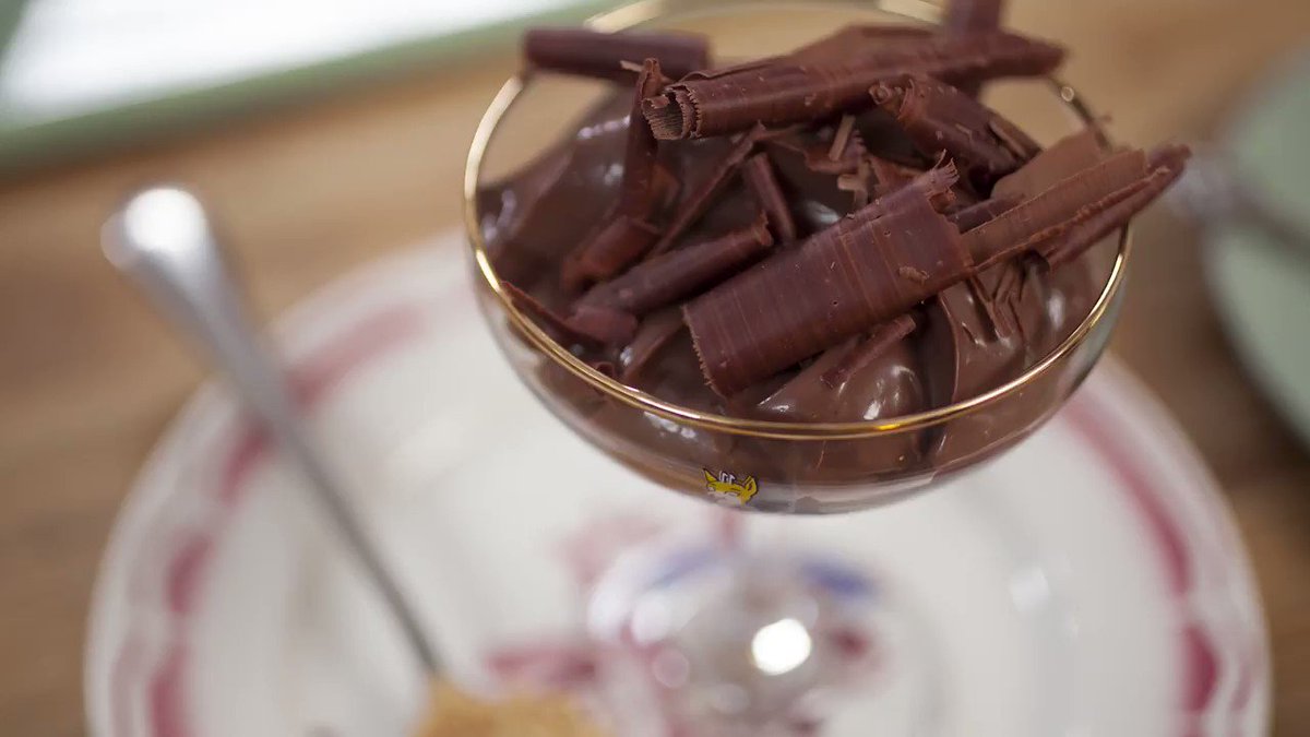 You don't have to be #vegan to enjoy this chocolate pot recipe... ???? https://t.co/GgtbsDACF9

#WeekendTreat https://t.co/nhv58lb84P
