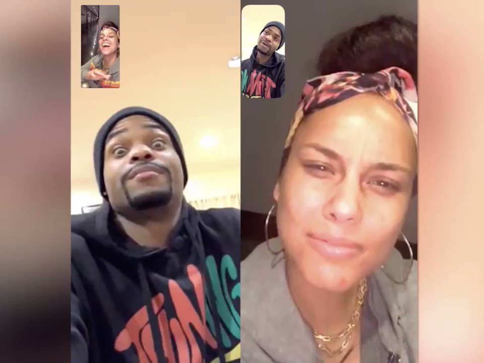 Crazy call with @KingBach!!! I’m SCREAAMMMING!!!! Great vibes!!! ???????? who else has GRAMMY hosting advice for me??? https://t.co/RtM1VzPHs2
