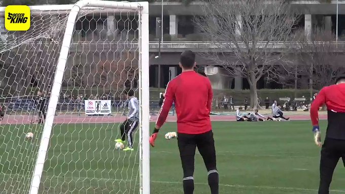 🏃♂️日本代表合宿🏃♂️好調アピール🔥乾貴士()がサイドネットに突き刺す🎯🇯🇵#daihyo🎥#SKch 🏃♂️日本代表合宿🏃♂️好調アピール🔥乾貴士()がサイドネットに突き刺す🎯🇯🇵#daihyo🎥#SKch
