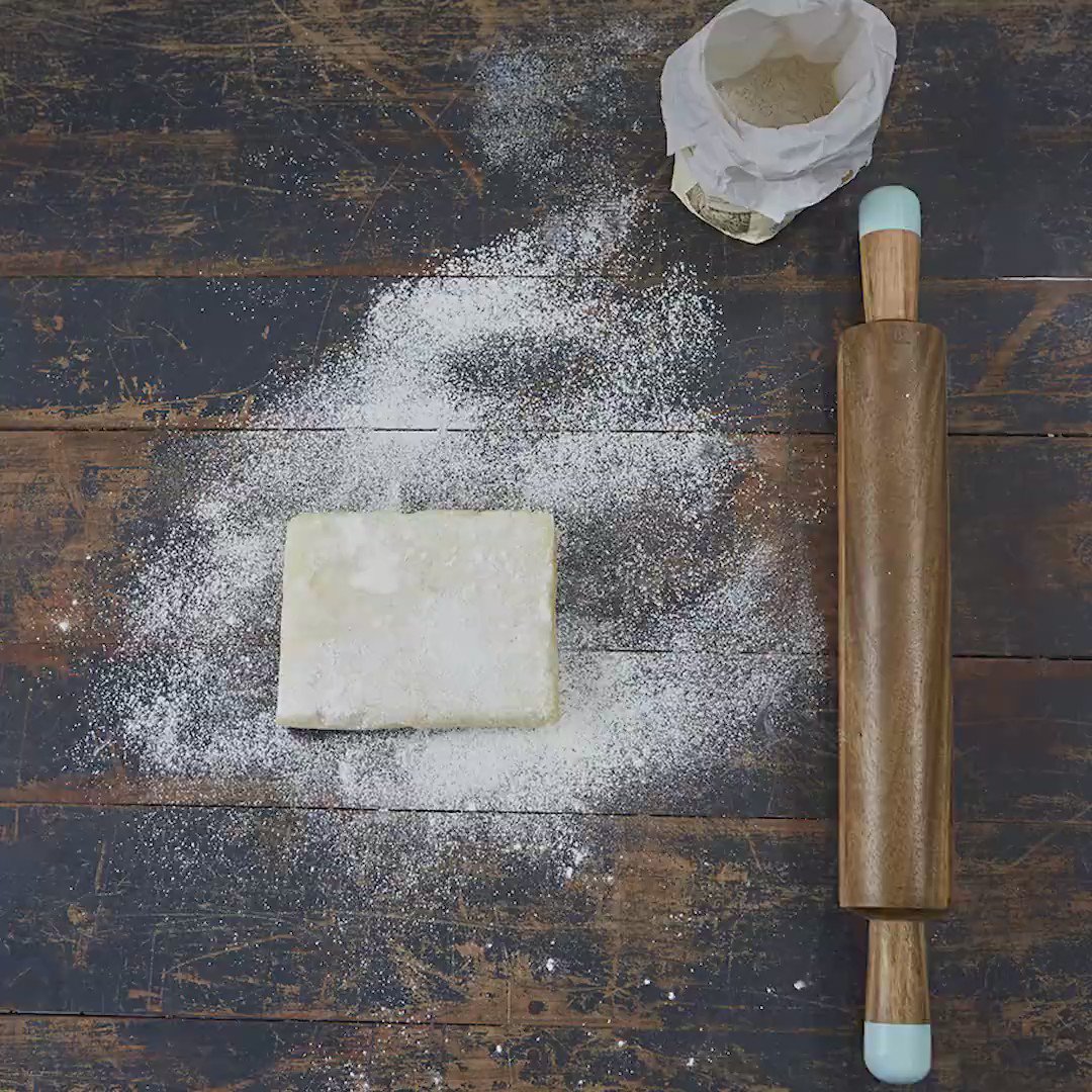 How to make my loverly zesty lemon meringue pie https://t.co/zDBdVSBbXE xJO Xx #GBBO #botanicalweek https://t.co/Kzt5du8KLu