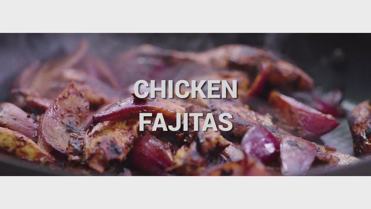 An hour to go guys! @Channel4 at 8pm and you'll have some loverly chicken fajitas coming your way! xxJO x https://t.co/2oY2BxucKz