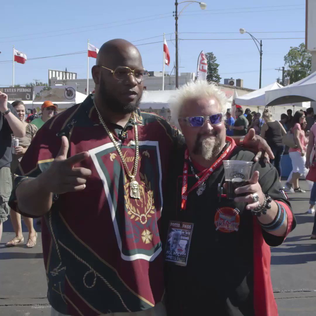 RT @VICELAND: F*CK, THAT'S DELICIOUS with @ActionBronson is in Chicago tomorrow night at 10. See you in Flavortown. https://t.co/cJvikgV4lP