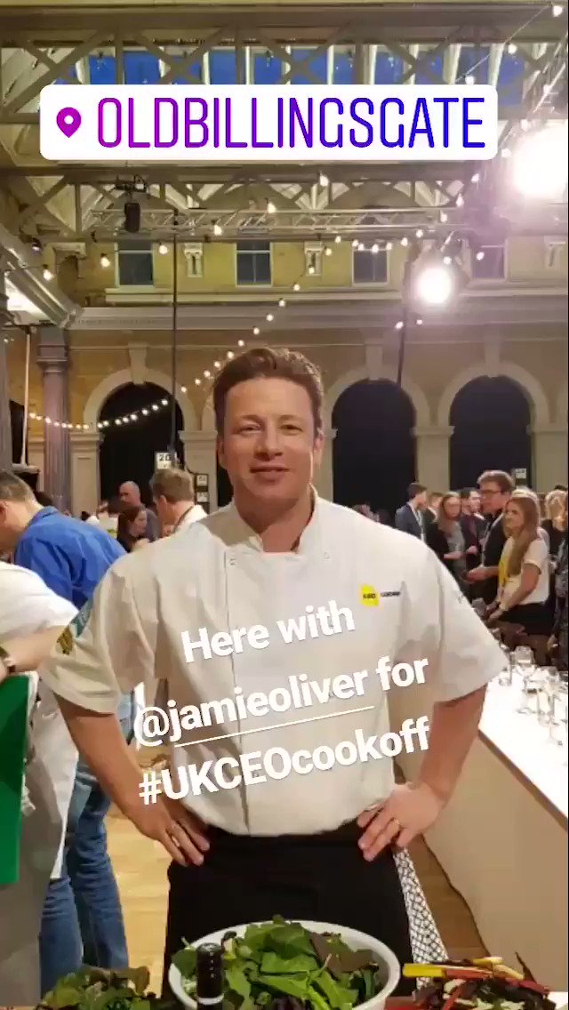 Remembering what an AMAZING day the #UKCEOCookoff was with @UKHarvest​ & @FoodRev!! https://t.co/BXeH2S4hZW https://t.co/4d2LrW8FXX