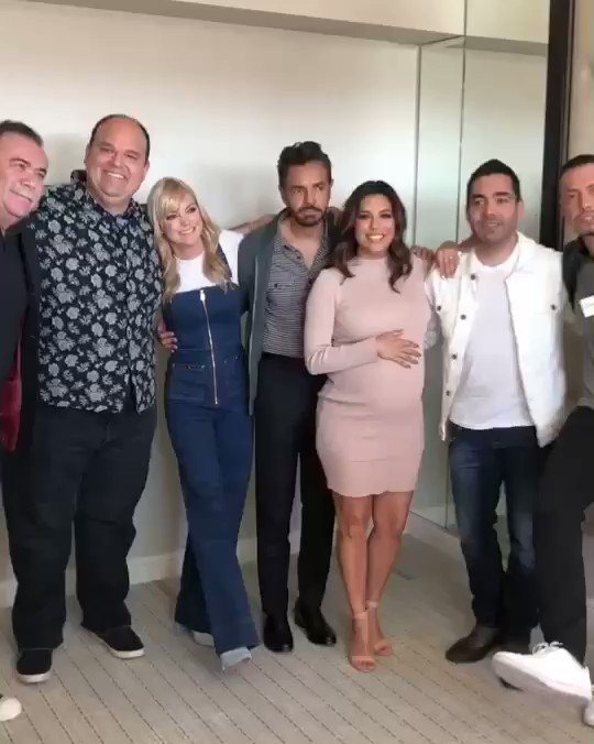 RT @PantelionFilms: Que linda sorpresa le dio el cast de @OverboardMovie a @EvaLongoria. Feliz cumpleaños Eva! ???????? https://t.co/LC1DNEd4N7