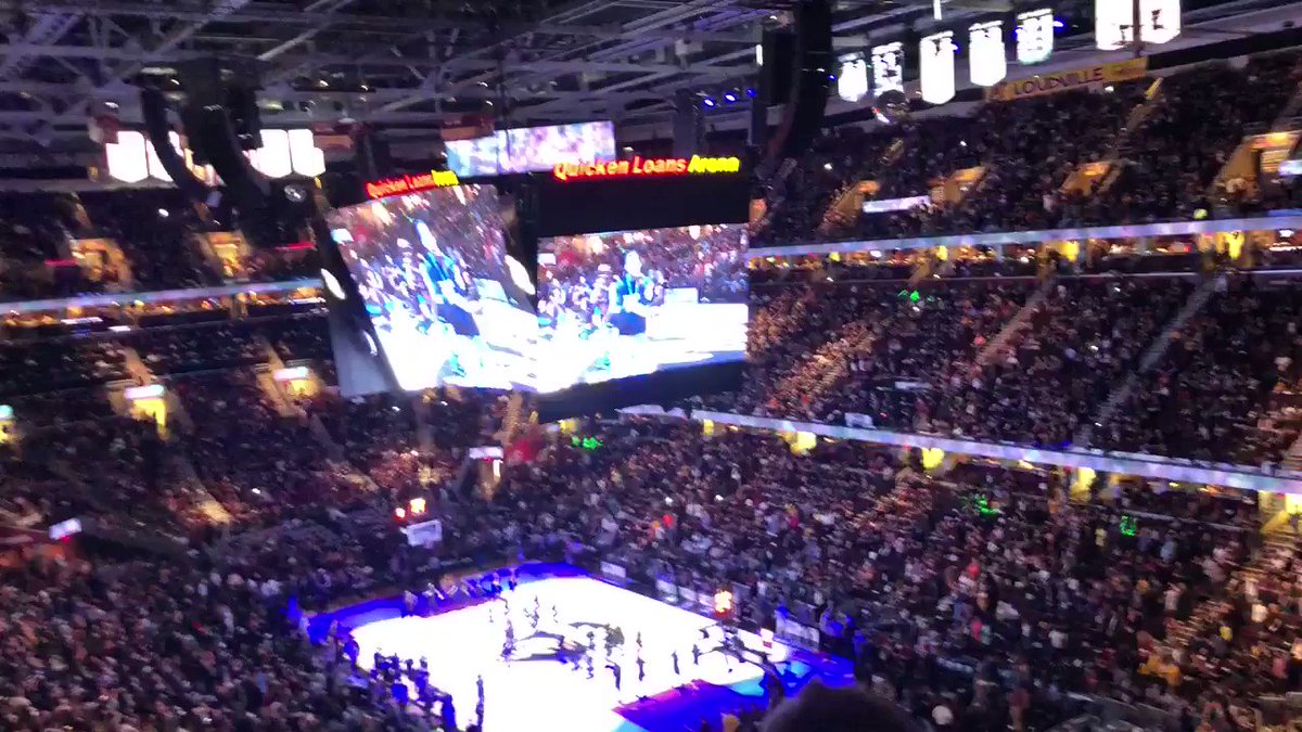 RT @CrewNic: Best think that happened tonight was @LilJon and @Ludacris performing at halftime. https://t.co/KqOOSkUmDO