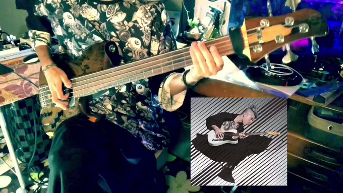 アニメ「刻刻」op/主題歌『Flashback』MIYAVI vs KenKen刻刻のあの雰囲気めっちゃ好きだった…o アニメ「刻刻」op/主題歌『Flashback』MIYAVI vs KenKen刻刻のあの雰囲気めっちゃ好きだった…o