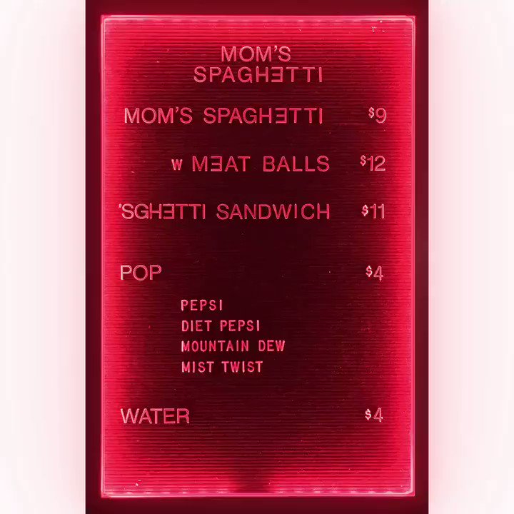 #MomsSpaghetti X @LiveAtFirefly https://t.co/Hb8WudVxst