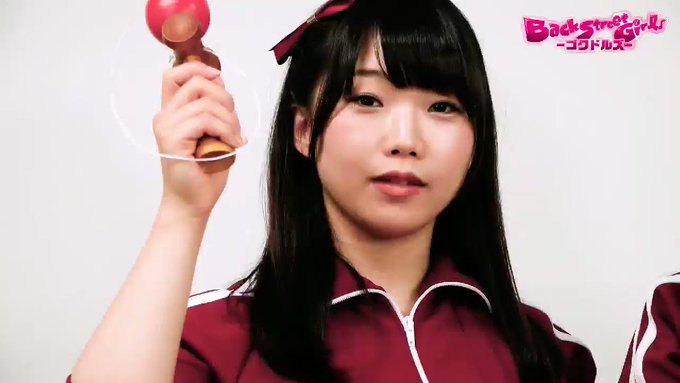 【アイドルへの道⑦】今回挑戦する企画は、けん玉チャレンジ!アイドルなら集中が大事ということですが、3人のうち集中力がある 【アイドルへの道⑦】今回挑戦する企画は、けん玉チャレンジ!アイドルなら集中が大事ということですが、3人のうち集中力がある