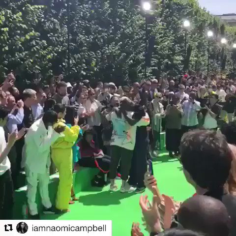 RT @kirstymusic: I had to repost @NaomiCampbell just so much love ????????!!! Love and light @virgilabloh @LouisVuitton https://t.co/sDy7f5pn37