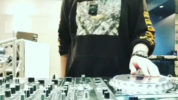 メガロボクスのトラックでフリースタイルスクラッチやってみた。#djれぐるす#フリースタイルスクラッチ メガロボクスのトラックでフリースタイルスクラッチやってみた。#djれぐるす#フリースタイルスクラッチ