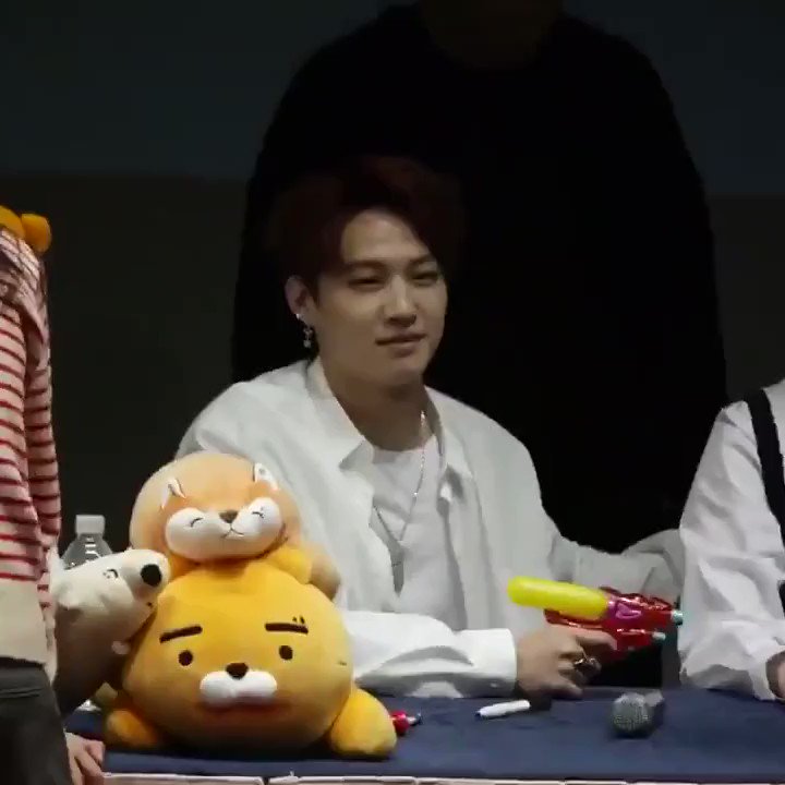 やってることもう全部5歳児かよ😭😭😇#GOT7 #JB #재범 やってることもう全部5歳児かよ😭😭😇#GOT7 #JB #재범