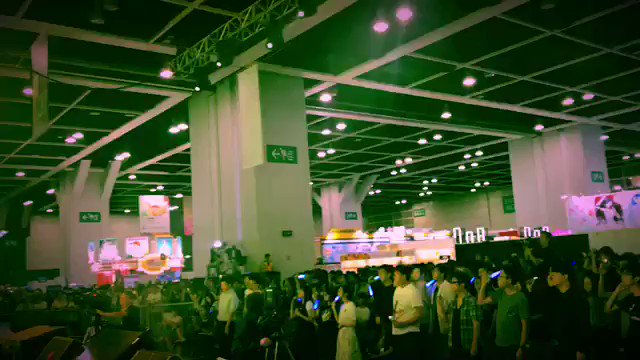 ACG HK ステージありがとうございました☻初めての香港、沢山の方にお会いできて嬉しかったです! また必ず歌いに行きま ACG HK ステージありがとうございました☻初めての香港、沢山の方にお会いできて嬉しかったです! また必ず歌いに行きま