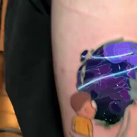 RT @_ChefDon_: This green screen tattoo is hard as fuck! https://t.co/oKhXgUdyDA