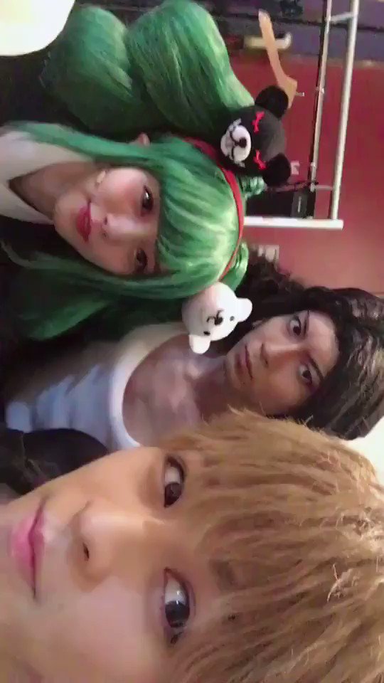 ダンガンロンパ3本日もご来場頂きありがとうございます。今日でBキャストの皆さんが、千秋楽を迎えました🙇!明日からはBキャ ダンガンロンパ3本日もご来場頂きありがとうございます。今日でBキャストの皆さんが、千秋楽を迎えました🙇!明日からはBキャ