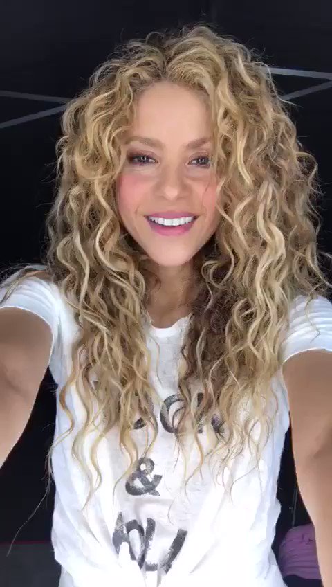 Madison Square Garden you were incredible, unforgettable! Thank you New York! Gracias mi gente! Shak https://t.co/eu3on4o2B0