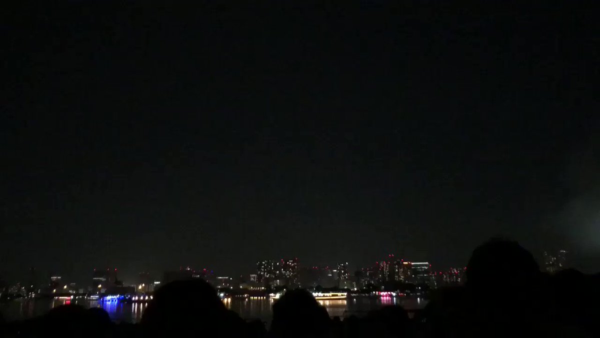 “無限未来”にのせた花火🎇すごすぎてすずちゃんたちちはやふるメンバーにもみてほしいです!😊💭ちはやふるのシーンめっちゃ思 “無限未来”にのせた花火🎇すごすぎてすずちゃんたちちはやふるメンバーにもみてほしいです!😊💭ちはやふるのシーンめっちゃ思