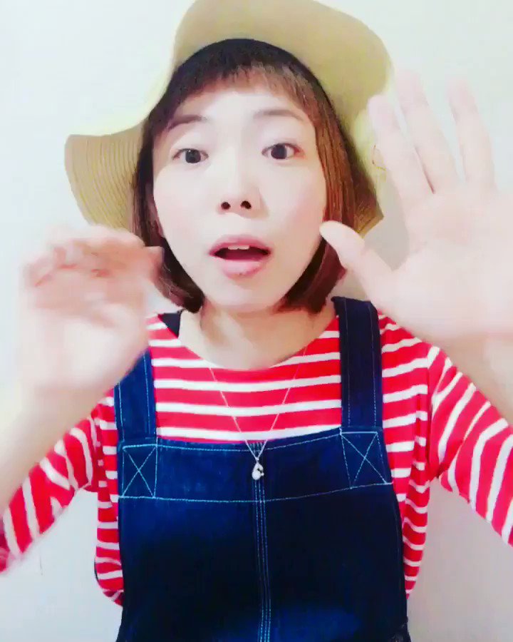手話ってみました🤗わかるかな。こんにちは。私は さとこ です。七つの大罪The STAGE 是非、観に来てください。待っ 手話ってみました🤗わかるかな。こんにちは。私は さとこ です。七つの大罪The STAGE 是非、観に来てください。待っ