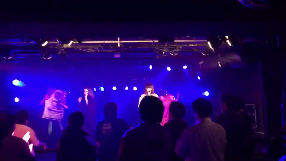 去年のハロウィン。 #千と千尋の神隠し消えるツイート、たぶん。いわゆるおススメ。動画です 去年のハロウィン。 #千と千尋の神隠し消えるツイート、たぶん。いわゆるおススメ。動画です