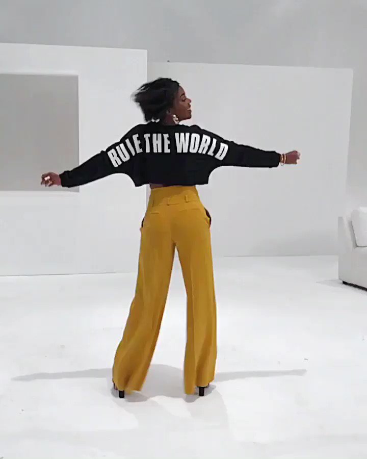 Comfy clothes to Rule The World ???? @nyandcompany #alltogethernow 

Shop: https://t.co/fnzJZWzr7m https://t.co/Sxngt9gMep