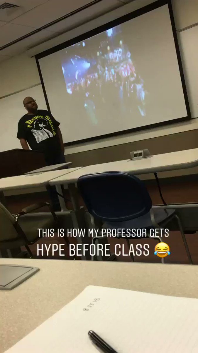 RT @SharonnNotShae: When your professor says he needs Lil Jon to hype him up before class starts ???????? https://t.co/MS6diI36FK