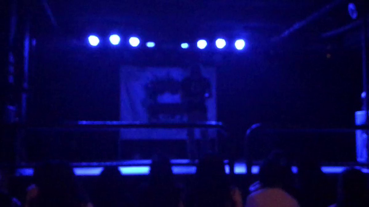 お疲れ様でしたー無事帰宅しました。いやー、かなりステージ楽しかった。イベントでスマイリーのガムのちっちゃいガチャガチャと お疲れ様でしたー無事帰宅しました。いやー、かなりステージ楽しかった。イベントでスマイリーのガムのちっちゃいガチャガチャと