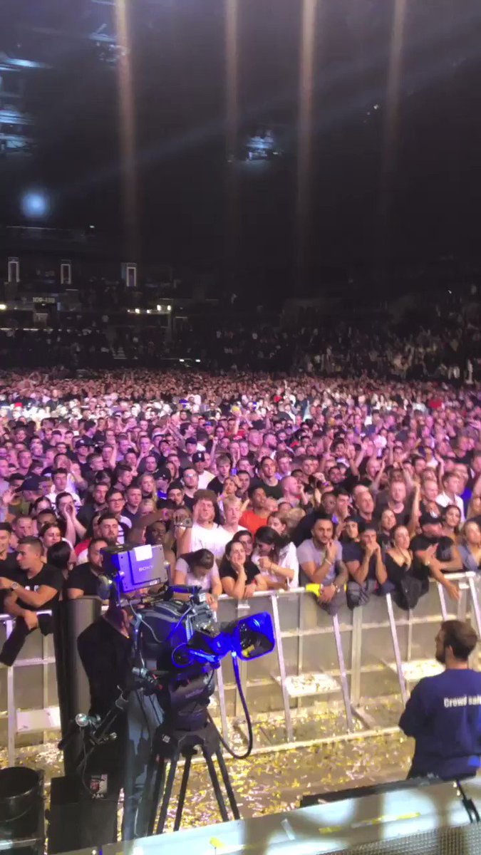 l had fun last night next stop Arena Birmingham it’s lit????#lecheminduroi https://t.co/azAUmS9YCD