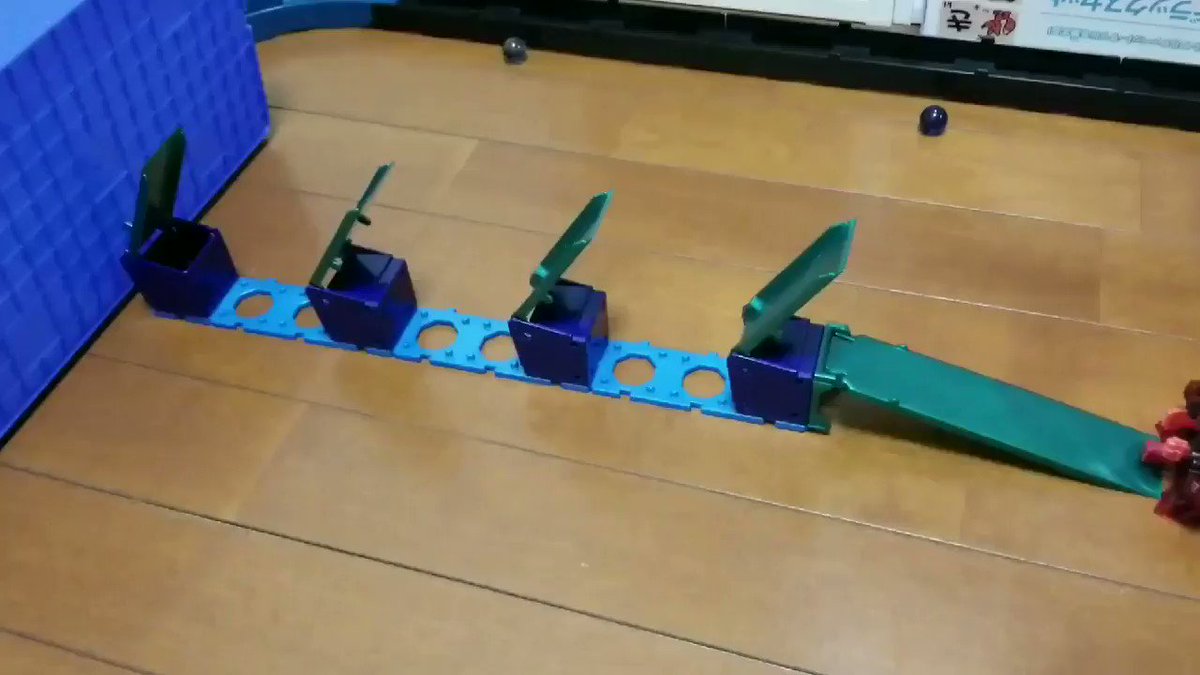 >RTウチの3歳児はロングブリッジやってましたw5発中1発、ポケットにINする優秀っぷり。俺より上手くないかい、キ >RTウチの3歳児はロングブリッジやってましたw5発中1発、ポケットにINする優秀っぷり。俺より上手くないかい、キ
