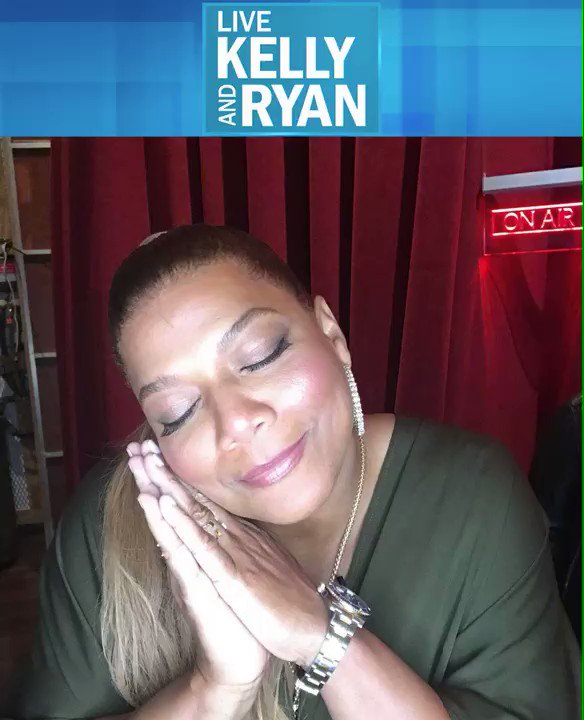 Getting ready backstage for @livekellyandryan ???????????????? https://t.co/yKmSkLWTqO