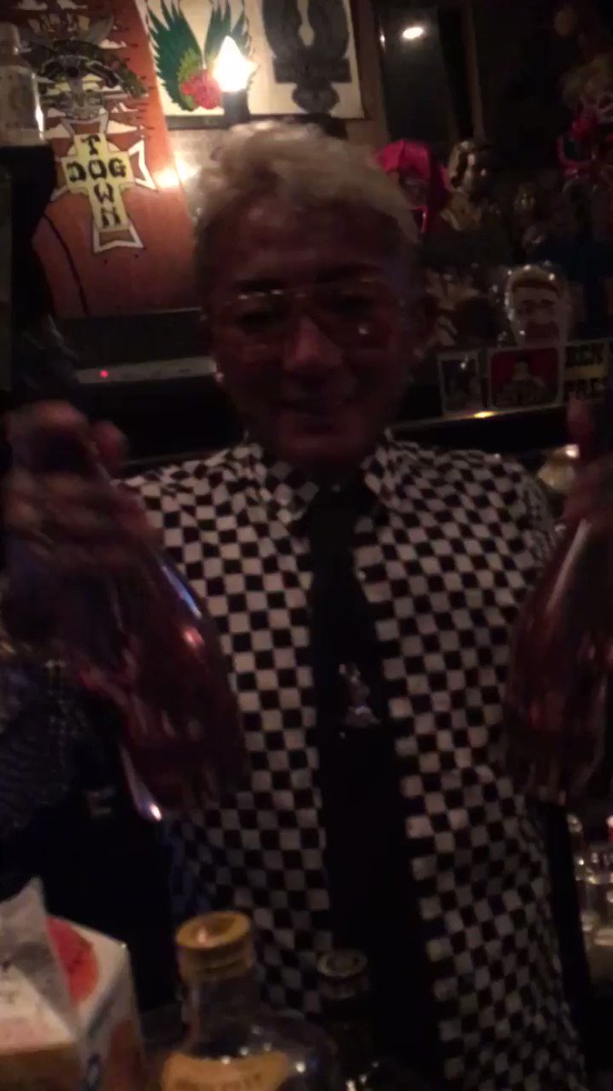 お客さんに更に入れて貰いました〜🍾🍾お客さんに撮って貰いました〜よぉ〜ん♩#新宿 #歌舞伎町 #アゲ番長 #カリメロ # お客さんに更に入れて貰いました〜🍾🍾お客さんに撮って貰いました〜よぉ〜ん♩#新宿 #歌舞伎町 #アゲ番長 #カリメロ #