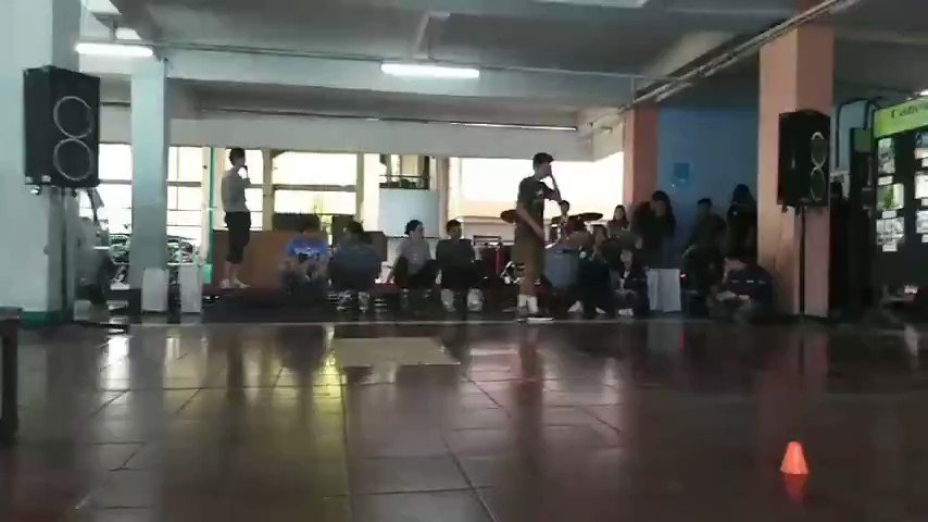 大学の部活のショーケース皆さんは多分この曲が知らない。初めてのアニソンショーケース。刻刻OP - Flashback 大学の部活のショーケース皆さんは多分この曲が知らない。初めてのアニソンショーケース。刻刻OP - Flashback