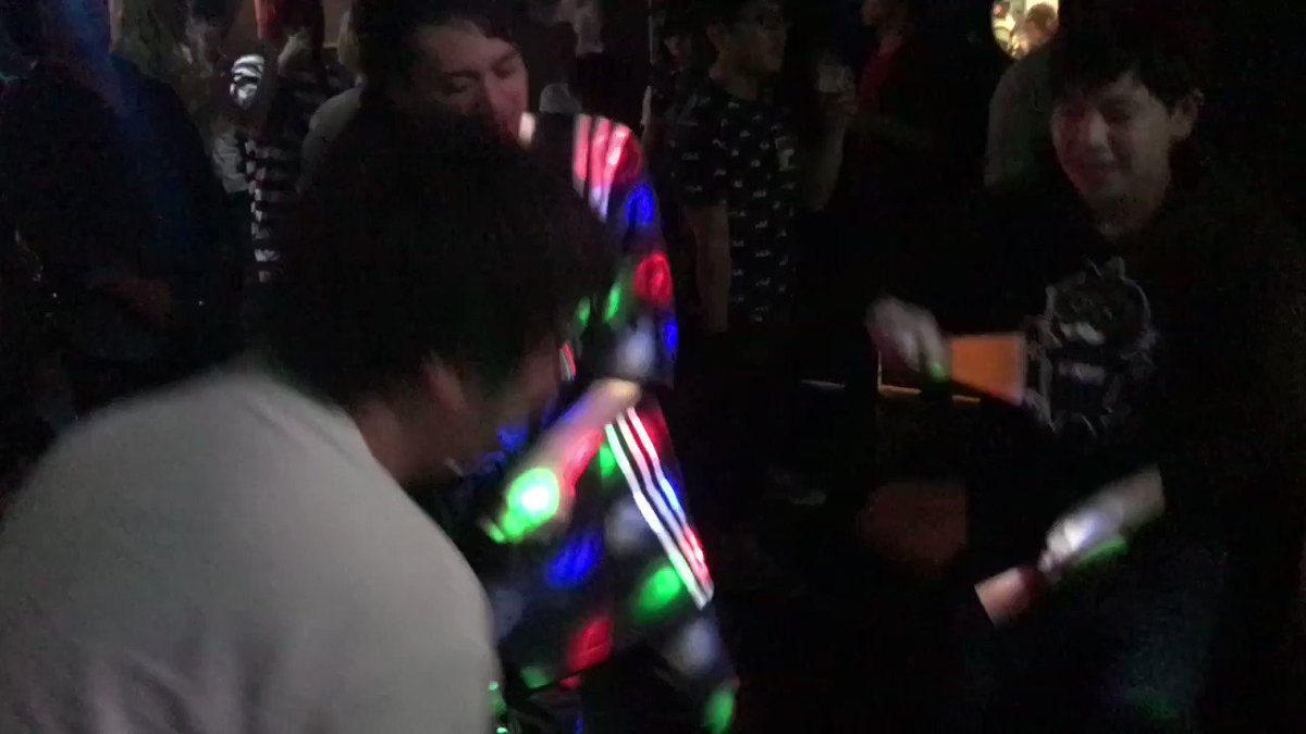 今日び桜Trickでバチバチにオタ芸打つのは完全にパーティー #でぃすあに 今日び桜Trickでバチバチにオタ芸打つのは完全にパーティー #でぃすあに