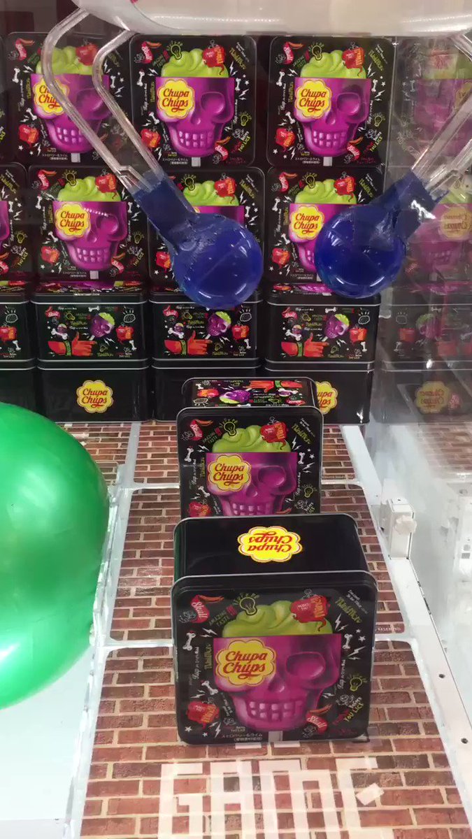 【運だめし?】1階クレーンゲームコーナーにてチュッパチャプススカル3D缶が登場中!ボールに跳ねさせて獲得口に落ちればGE 【運だめし?】1階クレーンゲームコーナーにてチュッパチャプススカル3D缶が登場中!ボールに跳ねさせて獲得口に落ちればGE
