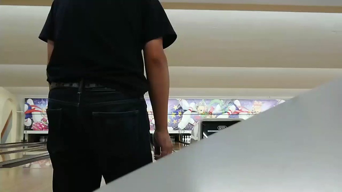 一応、「ボウリング」している感は、つたわるでしょ🎳「南大沢」で会いましょう。昨日は「生アキバクステ」読んでくれてありが 一応、「ボウリング」している感は、つたわるでしょ🎳「南大沢」で会いましょう。昨日は「生アキバクステ」読んでくれてありが