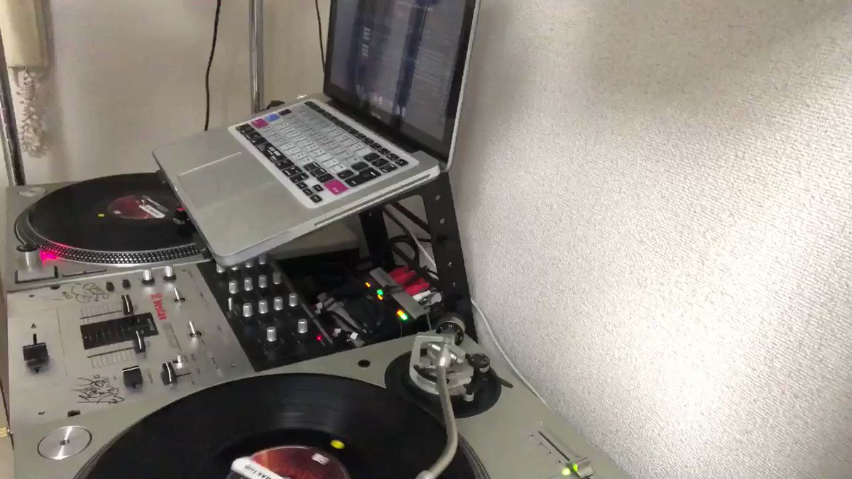 好きな1曲です。キープ力が欲しいところです。『ユニバーページ』- 三森すずこTVアニメ『アウトブレイク・カンパニー』OP 好きな1曲です。キープ力が欲しいところです。『ユニバーページ』- 三森すずこTVアニメ『アウトブレイク・カンパニー』OP