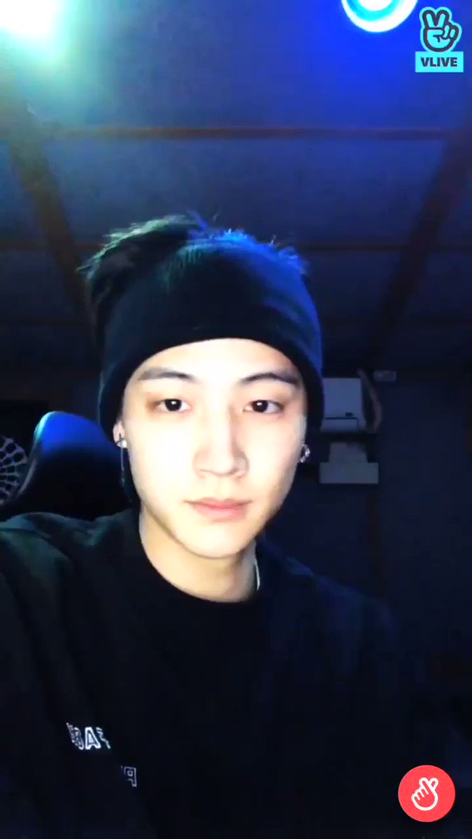딱지치기는 즐거웠어요?肩大丈夫なのか聞くの忘れた💦#GOT7 #JB 딱지치기는 즐거웠어요?肩大丈夫なのか聞くの忘れた💦#GOT7 #JB