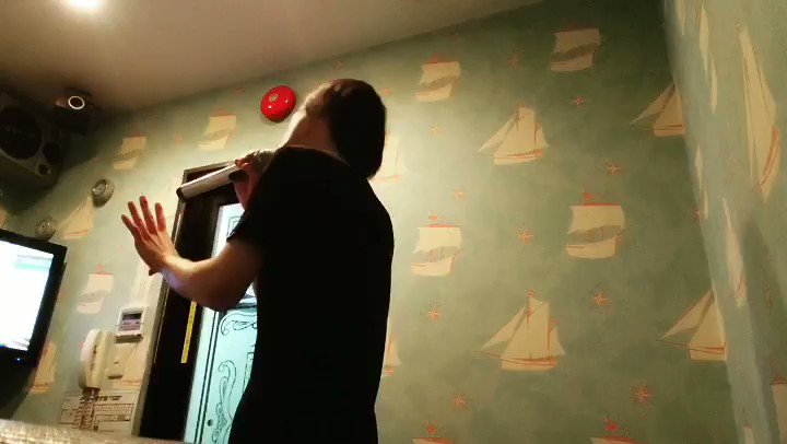 明日のライブに向けての最終調整もっとエロく歌いてぇこの曲は歌わんけどねwwwキューティーハニーユニバースのED良かったら 明日のライブに向けての最終調整もっとエロく歌いてぇこの曲は歌わんけどねwwwキューティーハニーユニバースのED良かったら