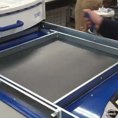 RT @asmaaan208: This vacuum forming machine is incredible to watch in action via Formech https://t.co/64leBl7DhM