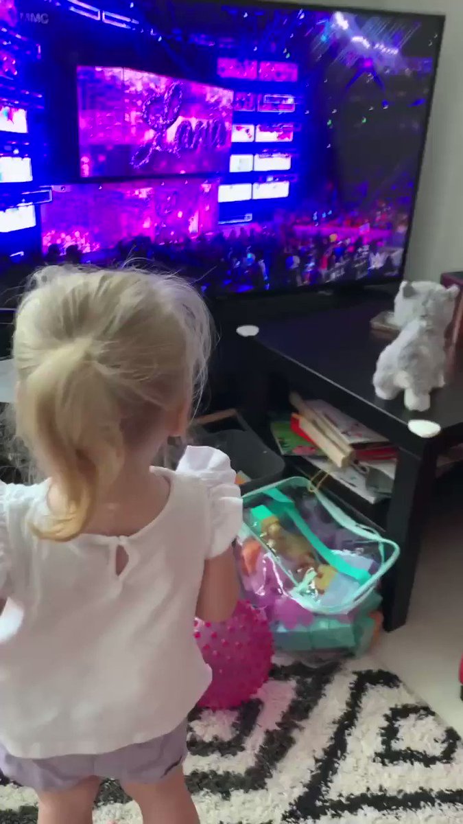 RT @matthewkelly: @LanaWWE @RusevBUL your biggest 2 year old fan right here! She loves it! https://t.co/E3XWd7BrDF