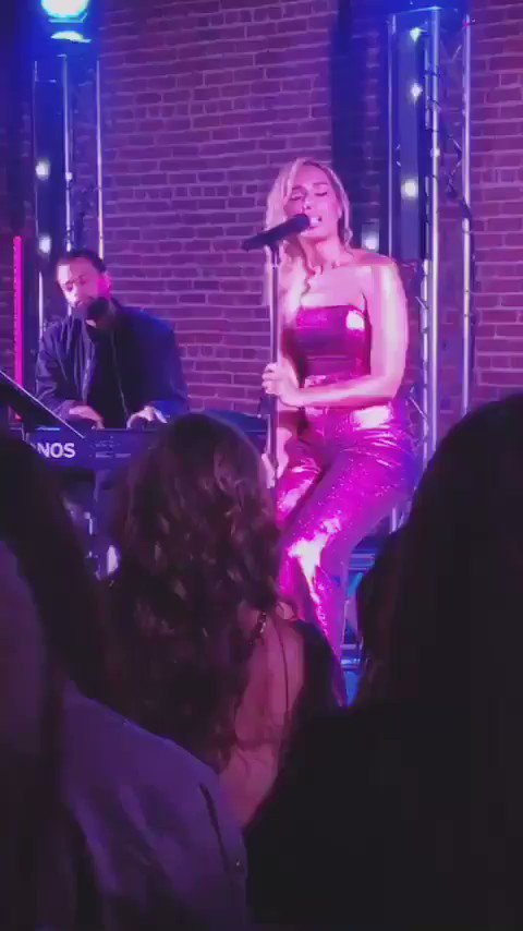 Will always love performing this song ❤️ https://t.co/RZiUNmXTvc