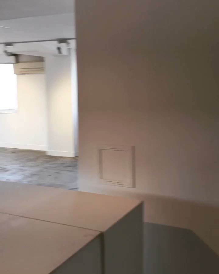 我廊、本日から初日の幕が開きますお客様と一緒にギャラリーを回る未知、挑戦、ドキドキCLASKA 8th Garelly我 我廊、本日から初日の幕が開きますお客様と一緒にギャラリーを回る未知、挑戦、ドキドキCLASKA 8th Garelly我