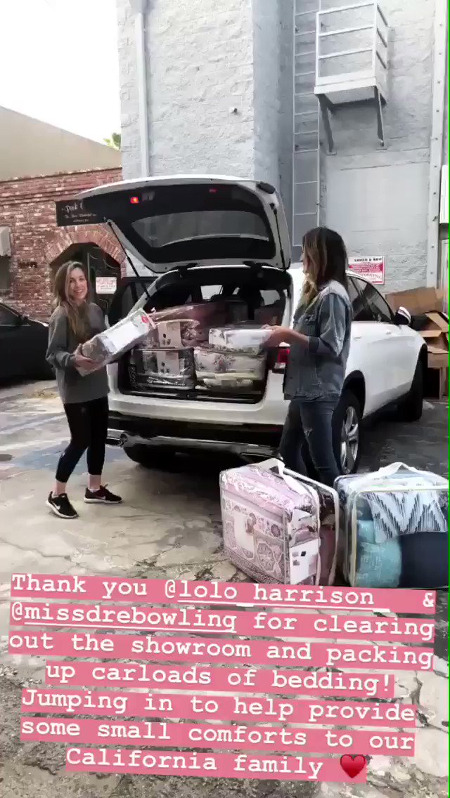 Our @JSCollection girls packing up bedding for the Woolsey Fire victims. Every little thing helps! https://t.co/wYubvNqLcx