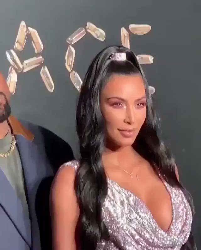 RT @TeamKanyeDaily: Kim: What were you doing?
Kanye: ????‍♂️ 

???????????? https://t.co/nvQatr4tky