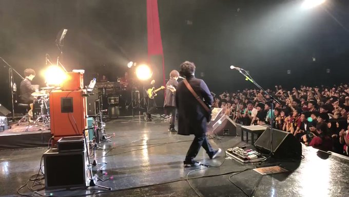 半泣き黒猫団のテーマ① @ Zepp東京リスミーのあとの曲です。セトリ作ったとき頭おかしかったお客さんもテンションの差に 半泣き黒猫団のテーマ① @ Zepp東京リスミーのあとの曲です。セトリ作ったとき頭おかしかったお客さんもテンションの差に