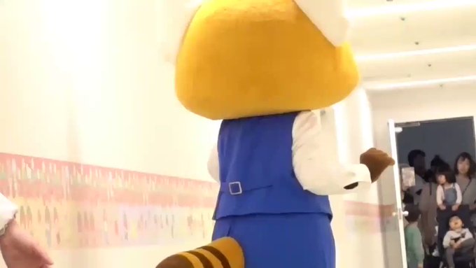 烈子さんお帰り~。なんか恥ずかしそうにしてた☺️#アグレッシブ烈子 烈子さんお帰り~。なんか恥ずかしそうにしてた☺️#アグレッシブ烈子
