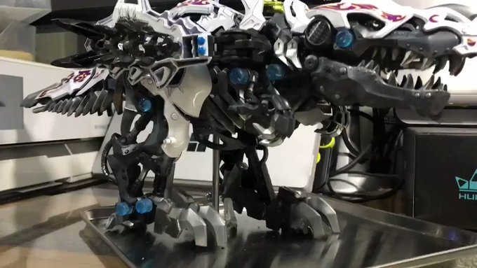 #ゾイドワイルド デスレックス 狂騒ver.グラフティラベル貼り 白塗装 紫でCG風にエッジ立て塗装スタンド歩行改造 他 #ゾイドワイルド デスレックス 狂騒ver.グラフティラベル貼り 白塗装 紫でCG風にエッジ立て塗装スタンド歩行改造 他