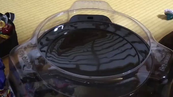 そんなベイブレードの動画です爆発四散#ベイブレードバースト そんなベイブレードの動画です爆発四散#ベイブレードバースト