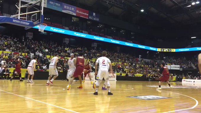 2018-19シーズン第13節 GAME2第1Q終了仙台13- 19熊本熊本はタプスコットが得点を重ねるが、タイラーがゴ 2018-19シーズン第13節 GAME2第1Q終了仙台13- 19熊本熊本はタプスコットが得点を重ねるが、タイラーがゴ